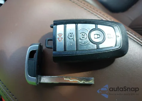 2021 Ford Bronco Sport Badlands z USA, uszkodzony, nr VIN 3FMCR9D94MRA05283